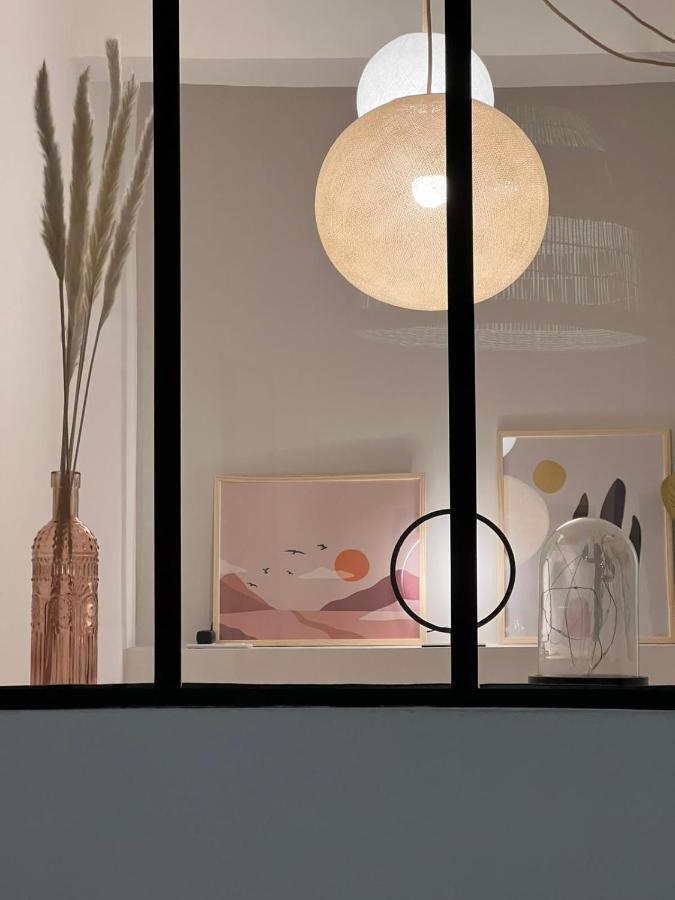 Bright T2 Of 34 M Renovated In The Downtown Apartment Marseille Bagian luar foto
